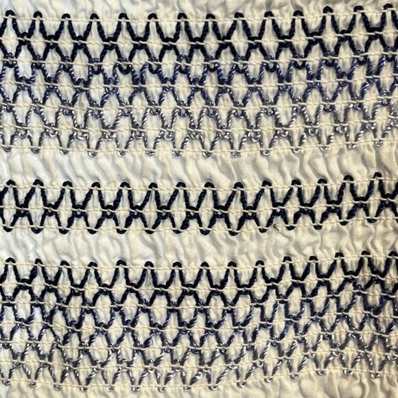 Draper James White & Blue Tiered Floral Embroidered Smocked  Top Knee Length Dre - Picture 4 of 9